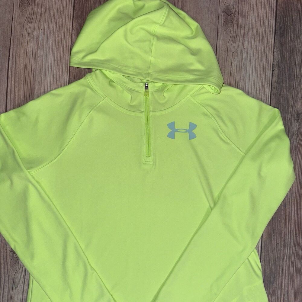 Boys Under Armour XL Loose Fit Heatgear Hoodie